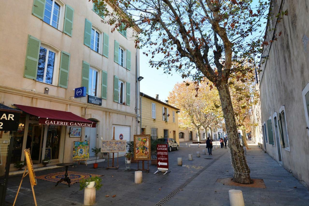 Hanna-Logis Antibes Exterior foto